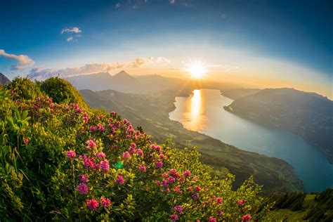 Driven by jewish values, camp interlaken celebrates a balance between instruction, competition and fun. Interlaken Tourismus - tellbook