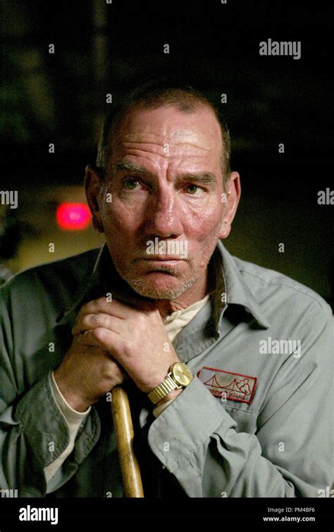 Pete Postlethwaite Hi Res Stock Photography And Images Alamy