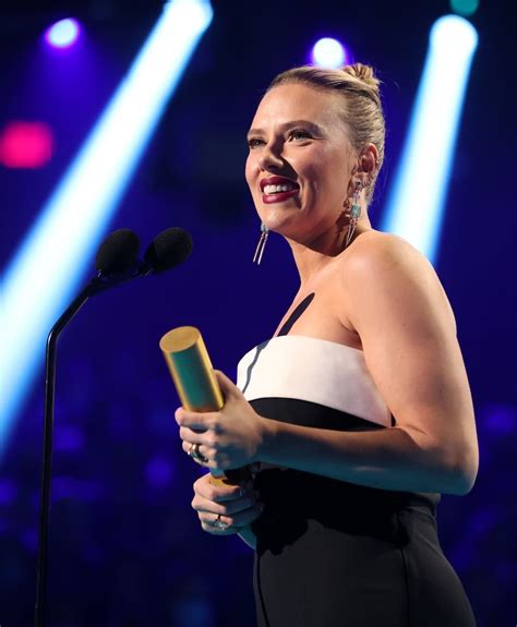 Scarlett Johansson In A Jumpsuit At 2021 Peoples Choice Awards