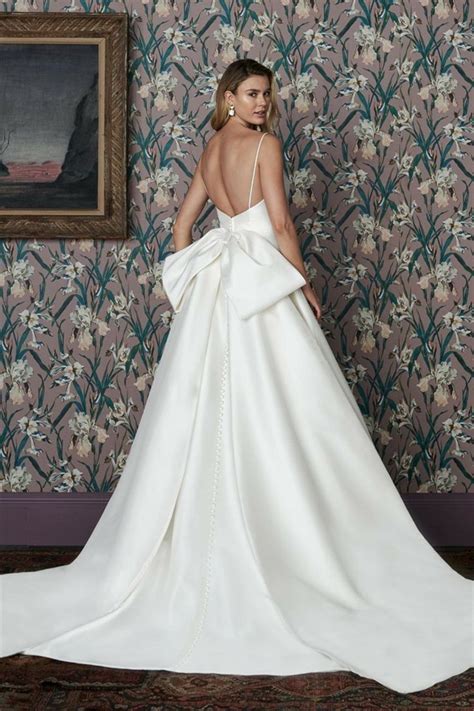 Oltre 300 modelli di vestiti da sposa disponibili in. 1001 + Idee per Abiti da sposa 2021 tendenze da scoprire