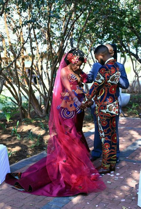 Pin By Stpatrick Selokela On Afrikan Weddings Unconventional Wedding Dress African Bride