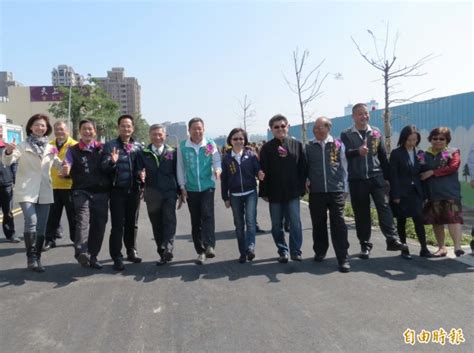 Search for text in self post contents. 台中市文心南七路 今天提前通車 - 生活 - 自由時報電子報