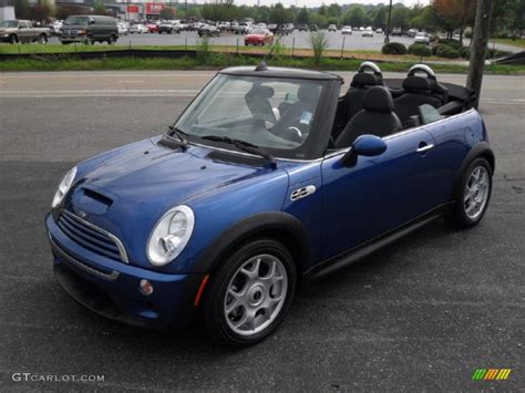 2007 Lightning Blue Metallic Mini Cooper S Convertible 51479441