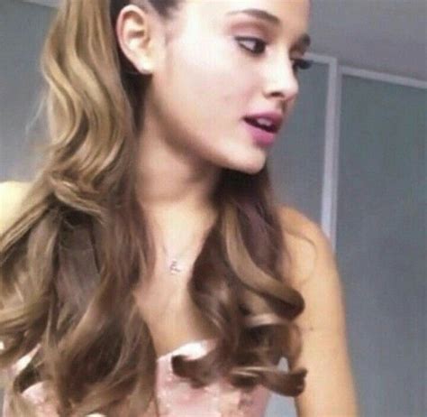 Pin On Ariana Grande S Funny Faces