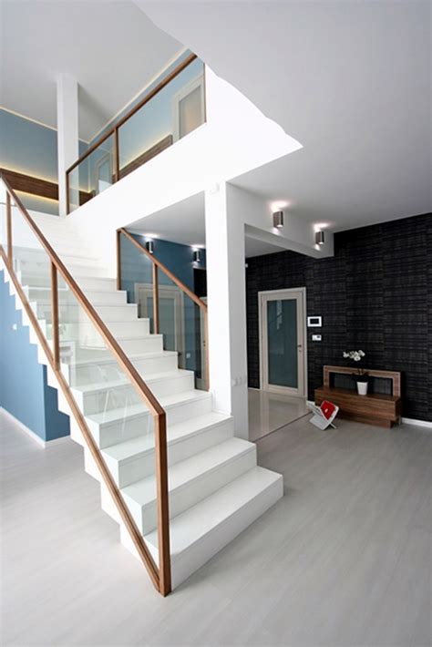 If you are not taking look as your priority then this modern balcony railing design exterior will be best suited for you. 40 Amazing Grill Designs For Stairs, Balcony And Windows ...