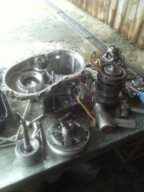 Secara umum, kereta boleh dikatogerikan kepada empat bahagian, iaitu kereta mpv, kereta bandar, kereta komersil, kereta sedan dan suv. Panduan kereta terpakai: Perodua Alza - varian dan tahun ...