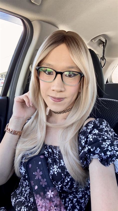 How Do I Look With Glasses 🤓 Rcrossdressing