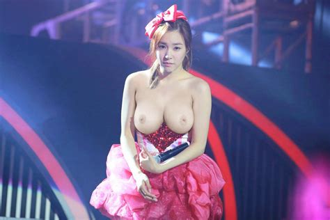 Korean Idol Fake Nude Photo