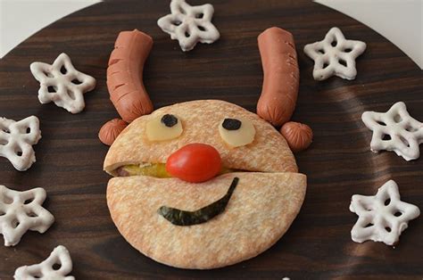 These christmas appetizers are perfect for kicking off christmas dinner or a festive holiday party. Holiday Snacks and Appetizers For Kids With Sandwich Bros #ReallyReallyTasty | Kids dishes ...