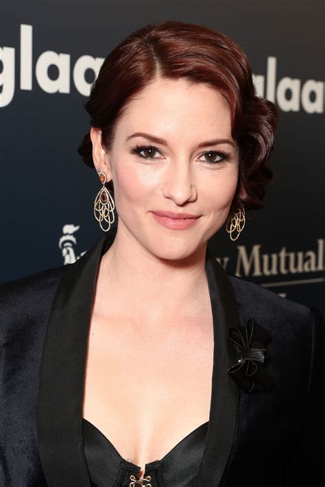 Supergirl star chyler leigh penned a heartfelt note to fans about accepting her sexuality — and admitted her character's coming out. Chyler Leigh Opens Up About Discovering Her Sexuality In ...