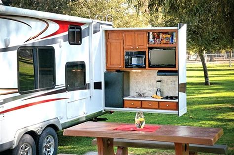 33 Comfortable Rv Camper Outdoor Kitchen Ideas For Cozy Outdoor Cooking