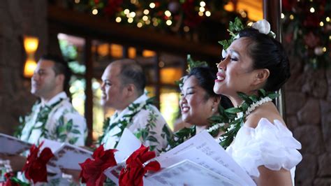 Celebrating The Holidays Hawaiʻi Style At Aulani A Disney Resort And
