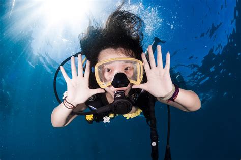 PADI Discover Scuba Diving in Koh Tao, Thailand | Try Dive