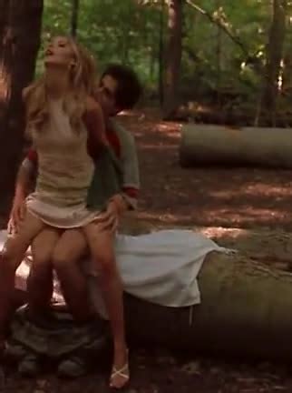 Nude Scenes Sarah Michelle Gellar In Harvard Man GIF Video