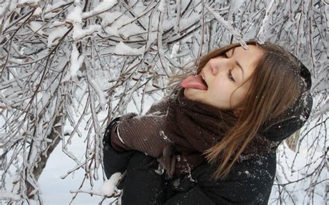 Wallpaper Women Model Portrait Snow Winter Spring Tree Girl