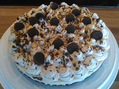 Retrouvez une délicieuse recette de cheesecake sans cuisson et récupérez en quelques clics vos ingrédients au e.leclerc drive le plus proche. Recette facile du cheesecake oreo sans cuisson