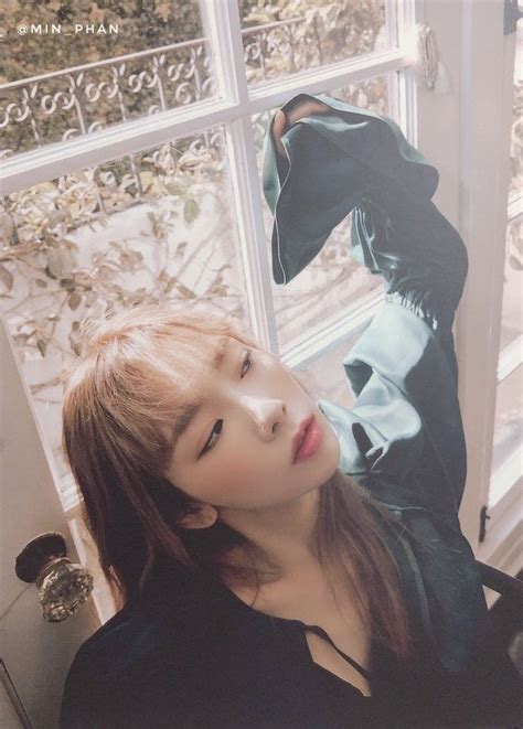 On Twitter Taeyeon Mamamoo Mirror Selfie Hot Sex Picture
