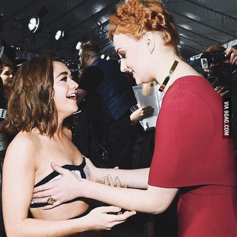 Sophie Turner And Maisie Williams 9gag