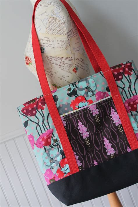 How To Sew A Two Pocket Tote Bag Sewspire