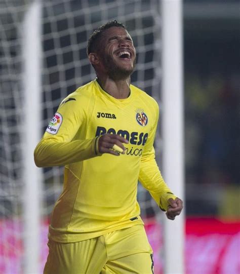 Join the discussion or compare with others! Jonathan Dos Santos Scores As Villarreal Hammer Atletico ...