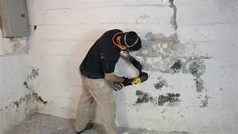 How To Remove Paint From Concrete Floor Before Tiling - How To Remove Paint From Concrete Floor In Basement