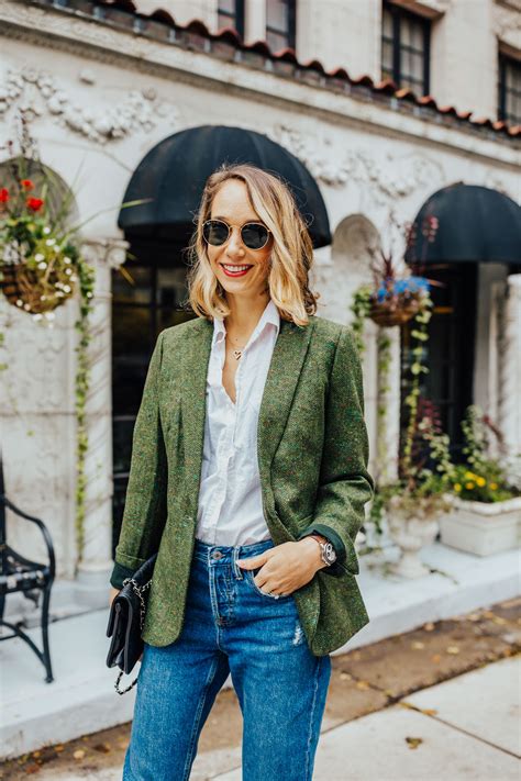 how to wear statement blazers for the holiday jadore fashion vlr eng br
