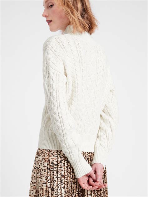 Cable Knit Cropped Sweater Banana Republic® Uk