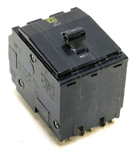 Square D 3 Pole 30 Amp 240 Vac Circuit Breaker I4 Electrical Power