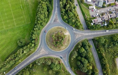 How To Safely Navigate Roundabouts In Michigan The Manchester Mirror