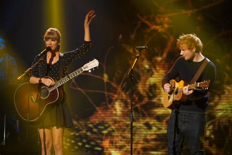 Taylor Swift Y Ed Sheeran Cantan Juntos Everything Has Changed En