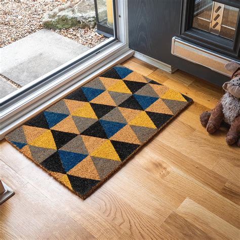 Non Slip Coir Welcome Indoor Outdoor Door Mats Doormats 60cm Triangles