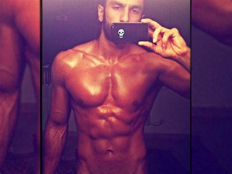 Ranveer Singhs Nude Selfie Is Too Hot To Handle