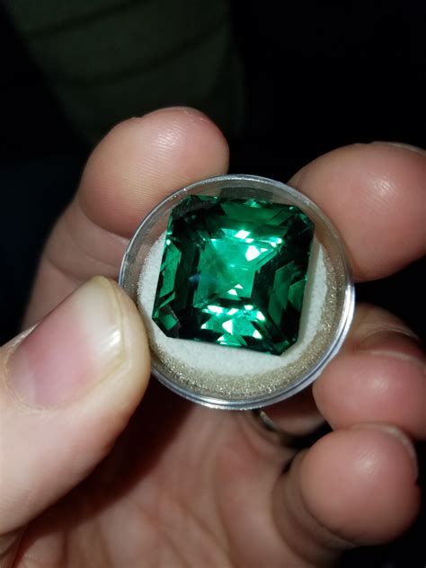 My 30ct emerald. : Gemstones