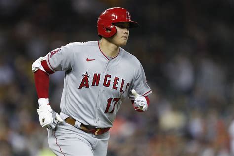 Shohei Ohtani Connects On 40th Home Run Pitches Eight Strong Innings