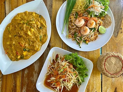 where to find the best thai food in bangkok by free siri medium