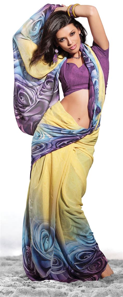 Digital Print Trendy And Stylish Saree For Young Girls