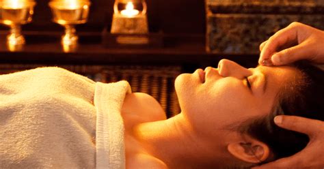 Ayurvedic Treatment By Massage Abhyanga