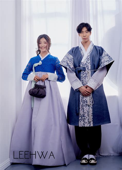 Couple Hanbok Photoshoot Traditional Korean Clothing Korean Outfits