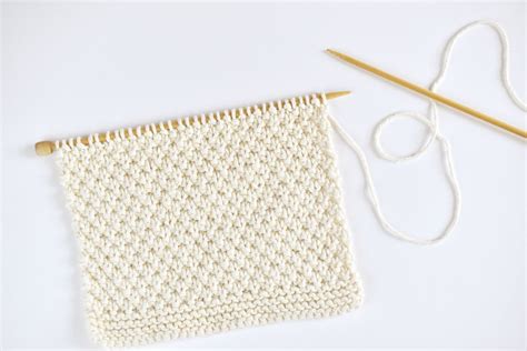 Free Moss Stitch Dishcloth Knitting Pattern