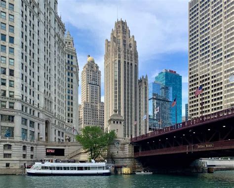 Why The Chicago Architecture Foundation River Cruise Is A Must Do