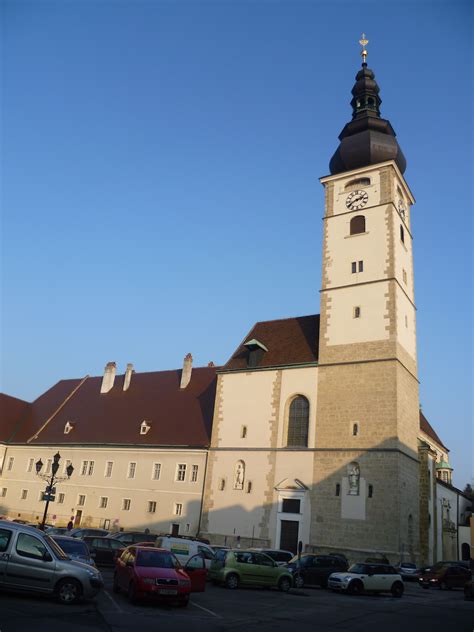 Pölten, stosunkowo młodą stolicę dolnej austrii, można z pełnym przekonaniem nazwać perłą baroku: Elevation of Sankt Pölten, St. Pölten, Austria ...