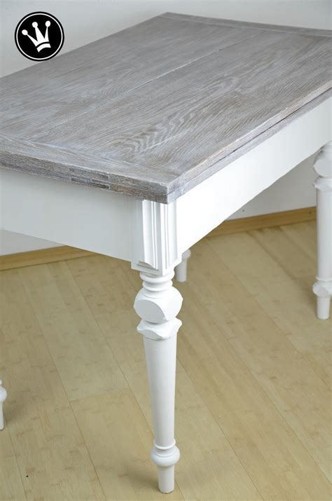 DIY – painting the table with chalk paint, table top with the white