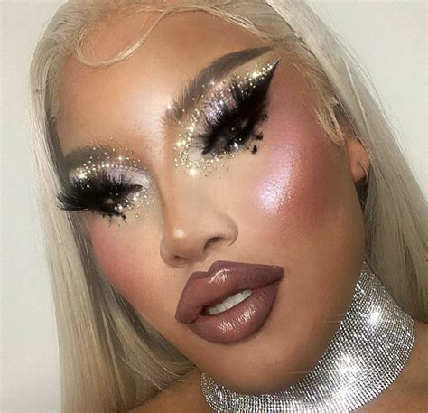 The Best Glitter Makeup According To Drag Performers Glamour