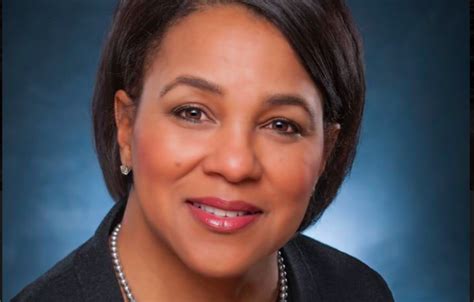 Rosalind Brewer Becomes The Second Black Person Appointed To Amazons