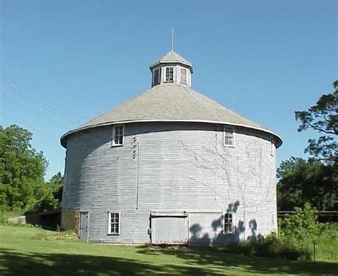 Pin On Round Barns And Octagon Houses