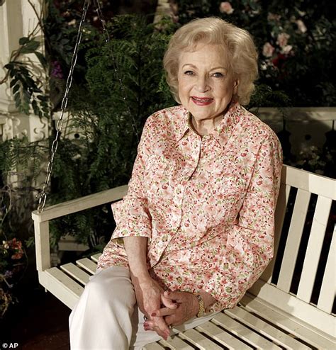 Betty White Lived Her Last Few Years In La Home Despite Wanting To