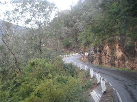 Road To Jenolan Caves Nsw Australia Jenolan Caves Scenic Roads