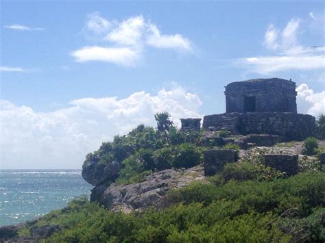 Conquering The Mayan Ruins Of Tulum This Mocs Gone Cruisin