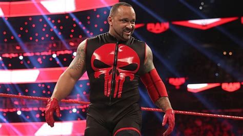 Mvp Suffers Injury On Wwe Monday Night Raw Reports