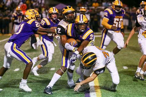 There's live sports on tv! yes, you can actually enjoy some newly contested sports this weekend, not a full plateful, but at least an amuse bouche. Crescent City Sports to feature three live streams of high ...